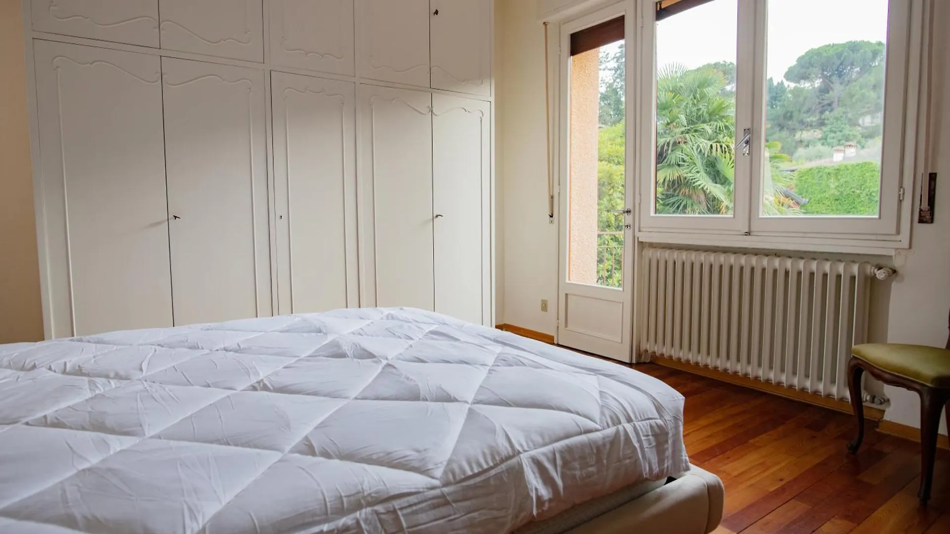 Apartment Serene Garden Getaway Cadenabbia Italy