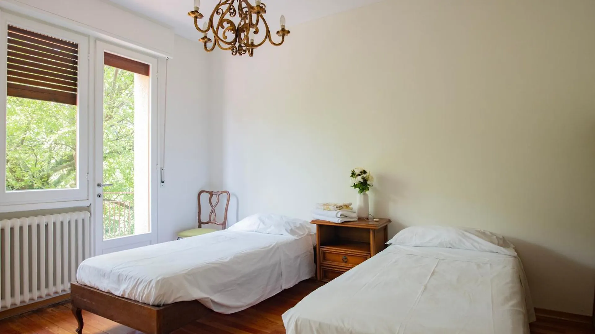 Serene Garden Getaway Cadenabbia Apartment